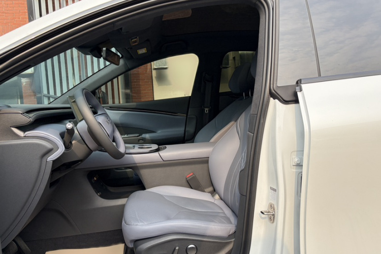 小鹏G7 2025款 602 长续航 Max局部细节19