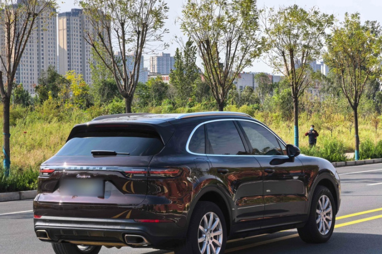 保时捷 2018款 Cayenne 3.0T车身外观6006