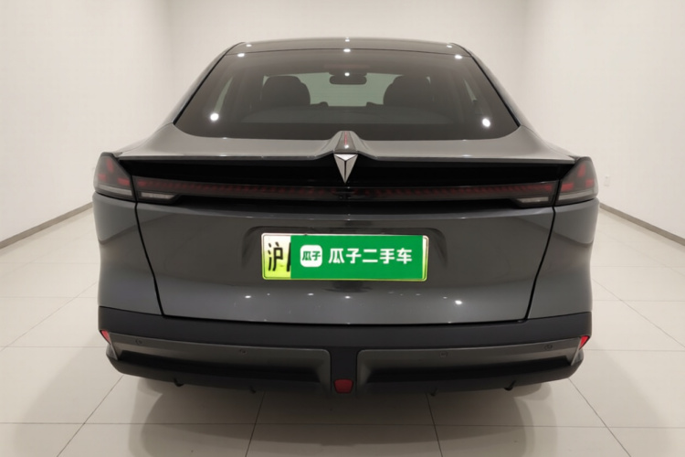 深蓝汽车 深蓝SL03 2022款 1.5L 1200增程版车身外观6