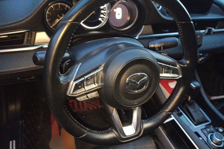 马自达 阿特兹 2020款 2.5L 蓝天运动版中控内饰13