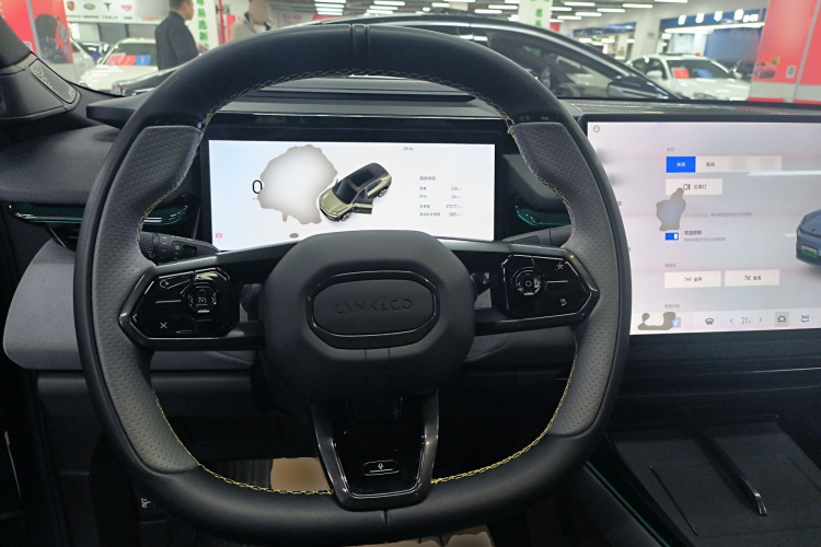 领克08 EM-P 2025款 220km 四驱性能Halo中控内饰13