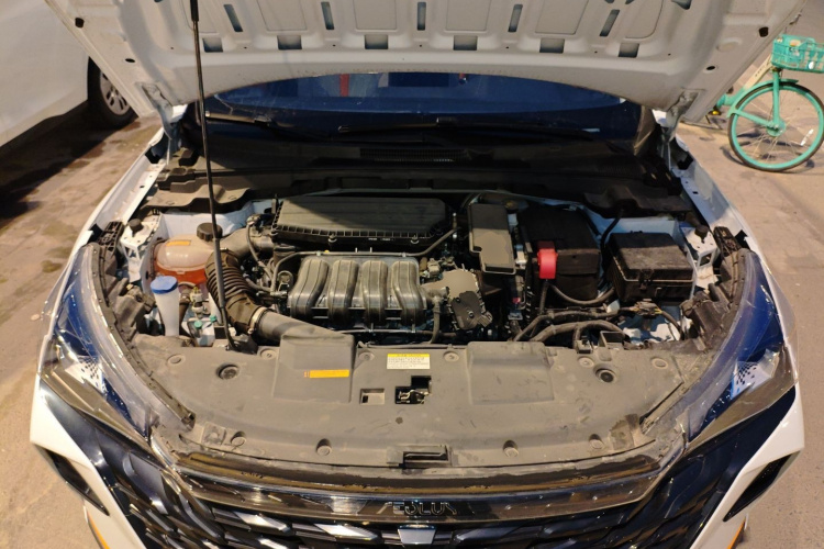 东风风神 奕炫 2023款 马赫版 1.5L 自动追影版局部细节24