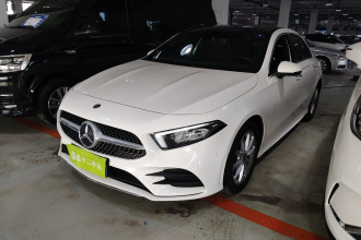 奔驰A级 2020款 A 200 L 运动轿车