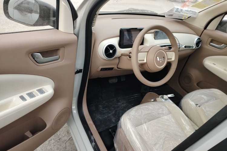 五菱汽车 宏光MINIEV 2025款 四门版 进阶款中控内饰20