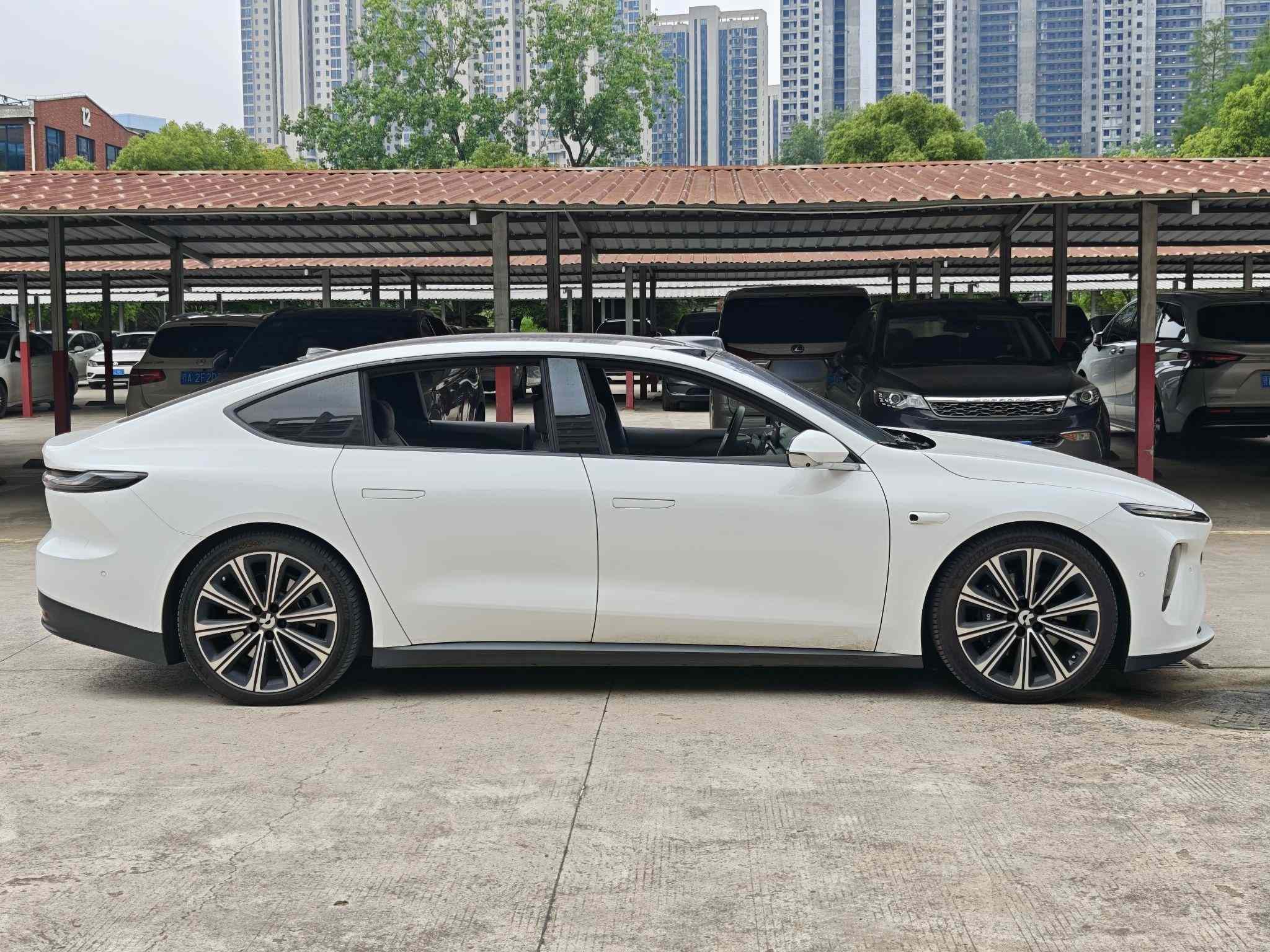 蔚来ET7 2024款 75kWh 行政签名版(4)