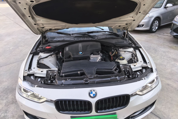 宝马3系(进口) 2013款 改款 328i运动设计套装局部细节24