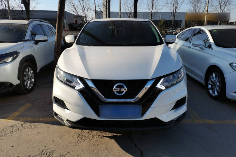 日产 逍客 2022款 2.0L CVT XV智享版车身外观2