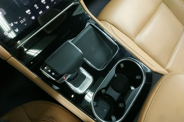 理想汽车 理想ONE 2021款 增程6座版局部细节18