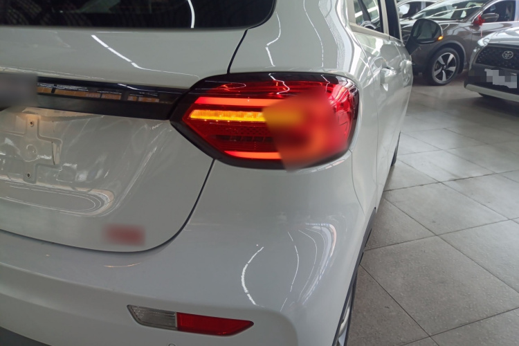 零跑汽车 零跑T03 2022款 炫晶版车身外观6006