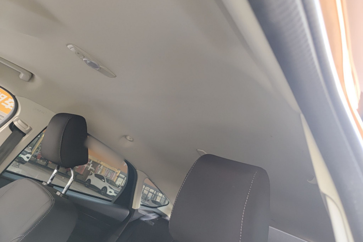 福特 福克斯 2015款 两厢 1.6L 自动舒适型局部细节22