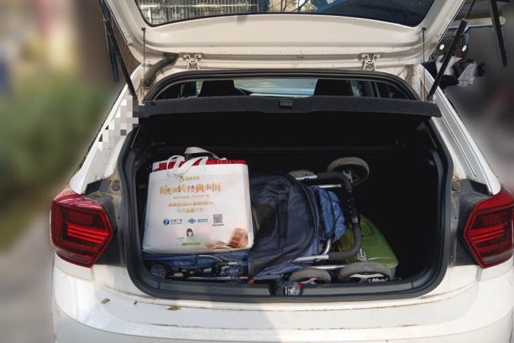 大众 Polo 2019款 Plus 1.5L 自动炫彩科技版局部细节23