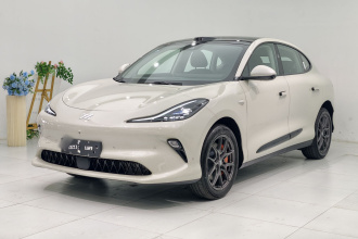 智己汽车 智己LS6 2025款 灵蜥智驾版