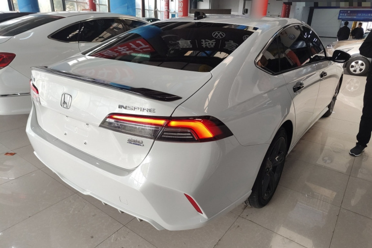本田 英仕派 2023款 260TURBO 精致版车身外观7