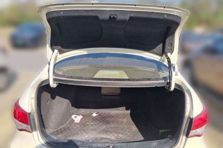 日产 轩逸 2016款 经典 1.6XE 自动领先版中控内饰23