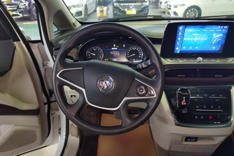 别克GL8 2021款 陆上公务舱 652T 舒适型局部细节13