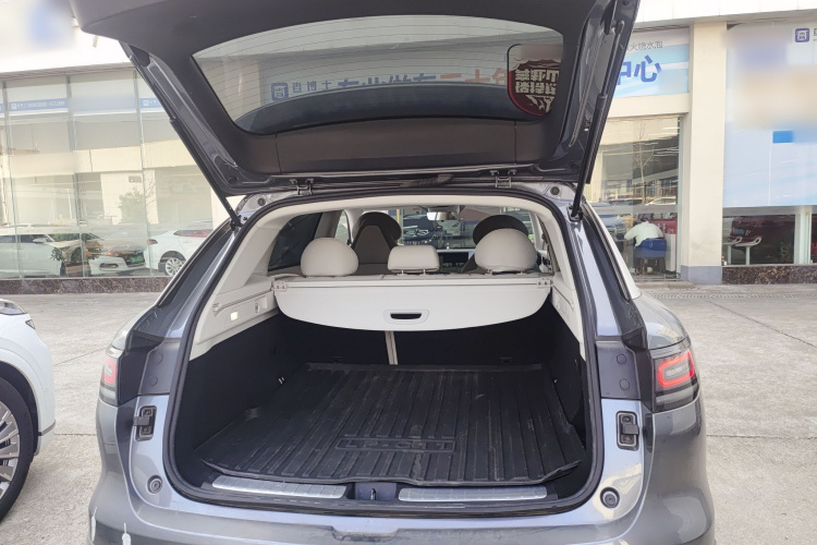 零跑汽车 零跑C11 2021款 改款 豪华版机舱底盘23