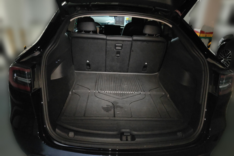 特斯拉 Model Y 2022款 改款 后轮驱动版局部细节23