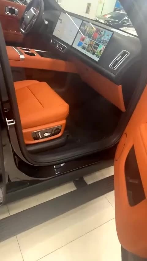 理想汽车 理想L9 2025款 Ultra 智能焕新版讲解1