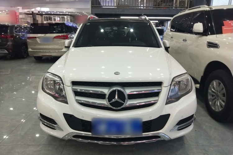 奔驰GLK级 2014款 GLK 200 标准型车身外观2