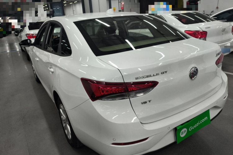 别克 英朗 2019款 15T 双离合进取型 国VI车身外观4