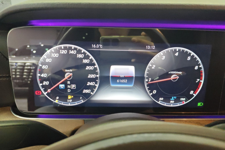 奔驰E级 2018款 改款 E 200 L局部细节14