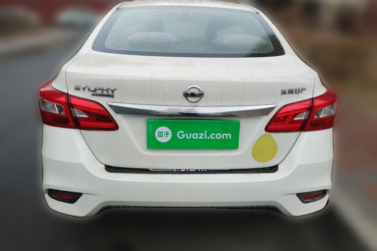 日产 轩逸 2022款 经典 1.6XE CVT舒适版车身外观6