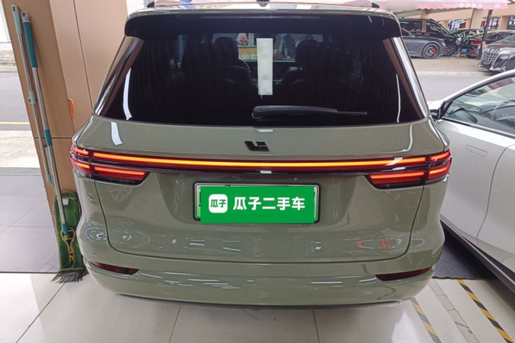 理想汽车 理想ONE 2021款 增程6座版车身外观6