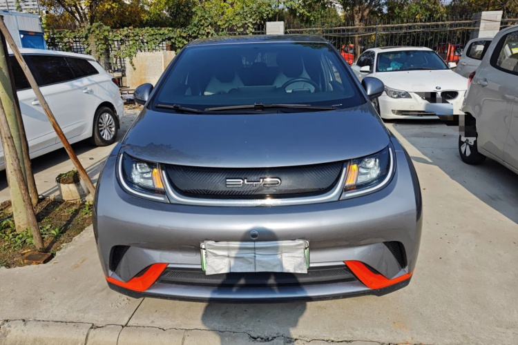 比亚迪 海豚 2021款 405km 自由版车身外观2