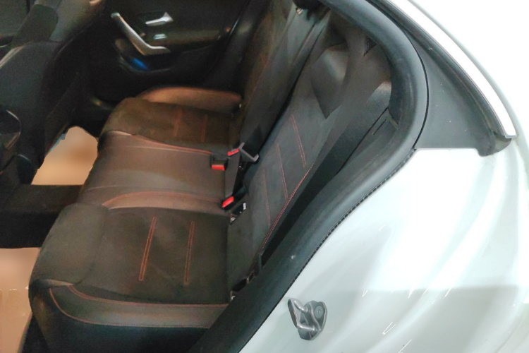 奔驰CLA 2020款 CLA 200中控内饰7004