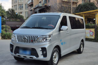 长安凯程 长安睿行M60 2023款 1.5L GDI舒适型客车6/7座