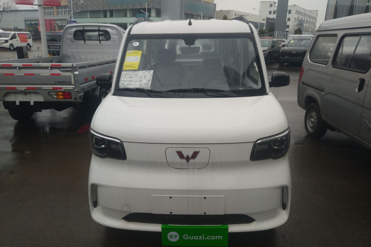 五菱汽车 五菱之光新能源 2025款 305km 进取型车身外观2