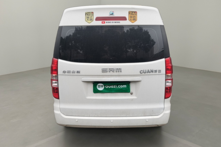 SRM鑫源 好运 2023款 标准型客车 6座车身外观6