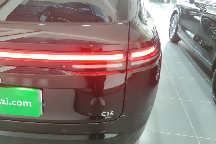 零跑汽车 零跑C16 2026款 增程 280激光雷达智尊版 6座车身外观9