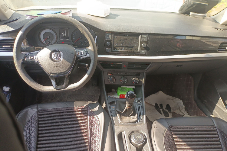 大众 朗逸 2018款 1.5L 手动舒适版 国V中控内饰12