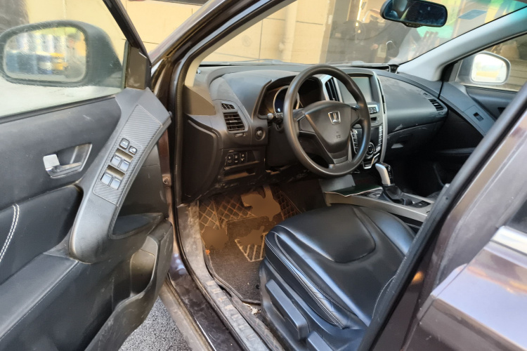 纳智捷 优6 SUV 2015款 1.8T 新创升级型中控内饰20