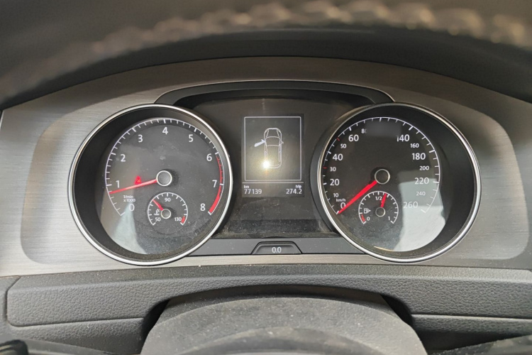 大众 高尔夫 2014款 1.6L 自动舒适型局部细节14