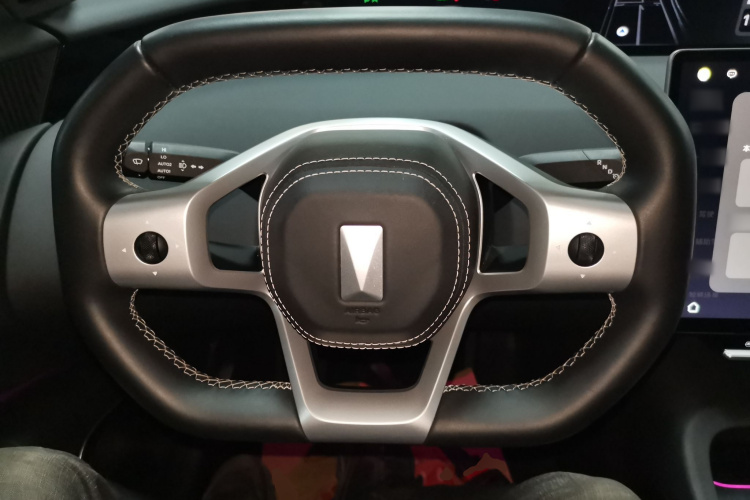 阿维塔12 2025款 Ultra增程版局部细节13