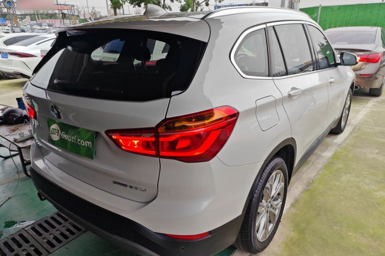 宝马X1 2018款 sDrive20Li 领先型车身外观7