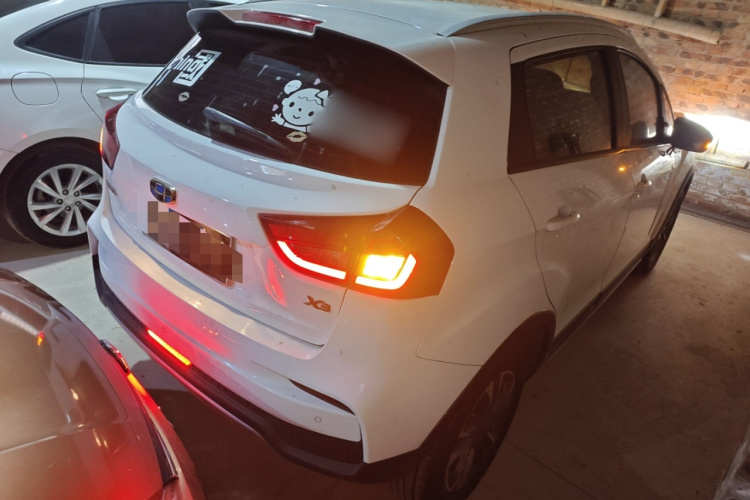 吉利汽车 远景X3 2019款 升级版 1.5L 手动精英型车身外观7