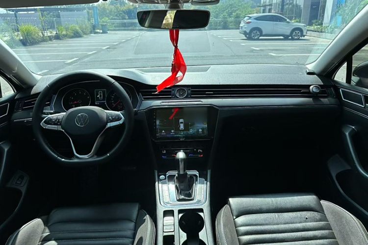 大众 迈腾 2020款 330TSI DSG 领先型中控内饰7001