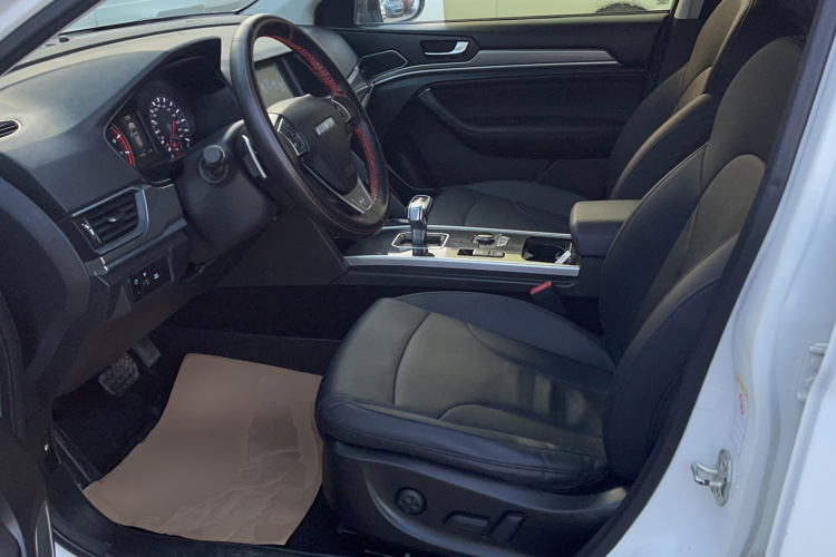 哈弗H6 2018款 蓝标 运动版 1.5T 自动两驱精英型中控内饰19