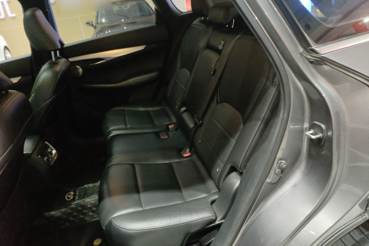 英菲尼迪QX50 2018款 2.0T 四驱菁英版中控内饰21