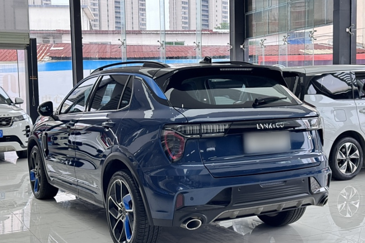 领克01 2021款 2.0TD 两驱耀Pro车身外观6006