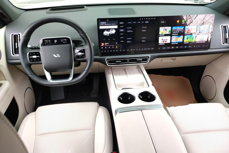 理想汽车 理想L6 2024款 Pro中控内饰12
