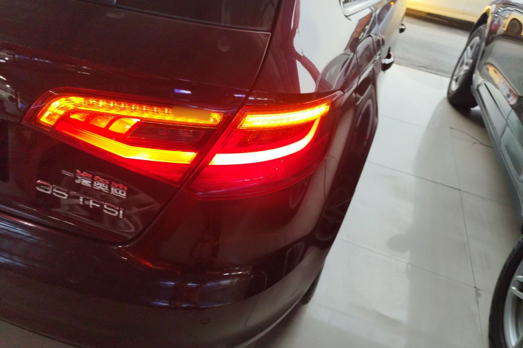 奥迪A3 2016款 Sportback 35 TFSI 风尚型车身外观6003