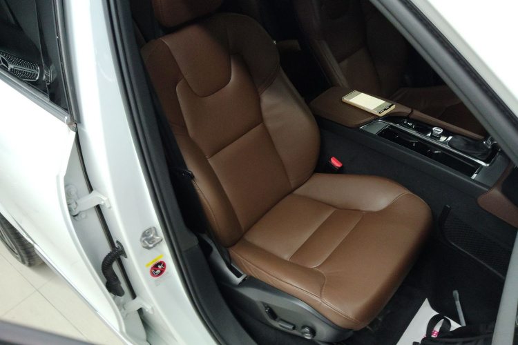 沃尔沃XC90 2020款 T5 智行豪华版 5座局部细节41