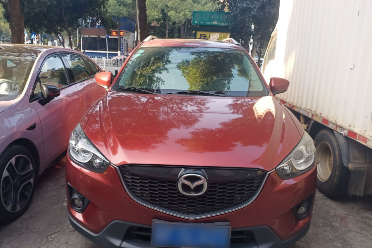 马自达CX-5 2014款 2.0L 自动两驱都市型车身外观2