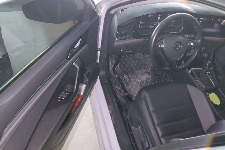 大众 速腾 2021款 280TSI DSG舒适智联版中控内饰7003