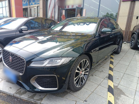 捷豹XFL 2024款 2.0T P250 两驱尊享豪华版