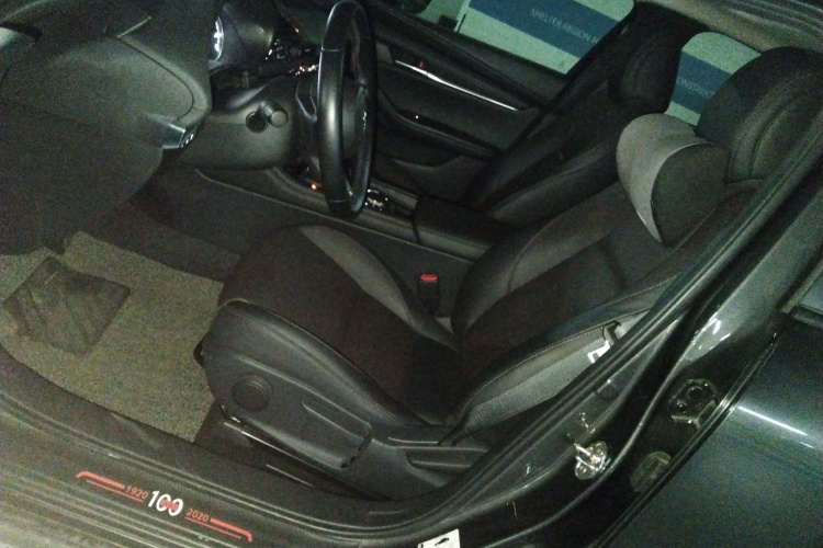 马自达3 昂克赛拉 2020款 2.0L 自动质雅版中控内饰19